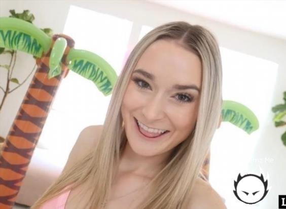 Thea Summers - Slippery Splash (2025/Lubed.com/SD)