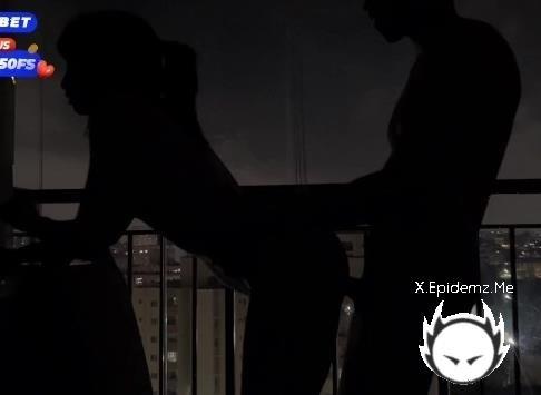 QroZne - New Year 2025 Fucking With Fireworks (2025/PornhubPremium.com/FullHD)