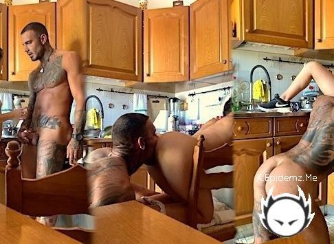 Purosangue Lucas - 19 Year Old Brunette Gets An Italian Dick And Gets Roughly Fucked In Her Kitchen (2025/PornhubPremium.com/SD)