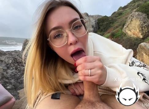 LIs Evans - Two Girls 18 Y.O Love To Take A Dick On Vacation On The Beach (2025/PornhubPremium.com/OnlyFans.com/FullHD)