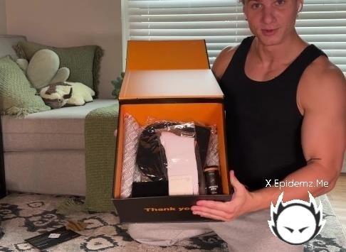 Curlyheadedfck - ! 100K Subscribers Unboxing ! (2025/PornhubPremium.com/OnlyFans.com/FullHD)