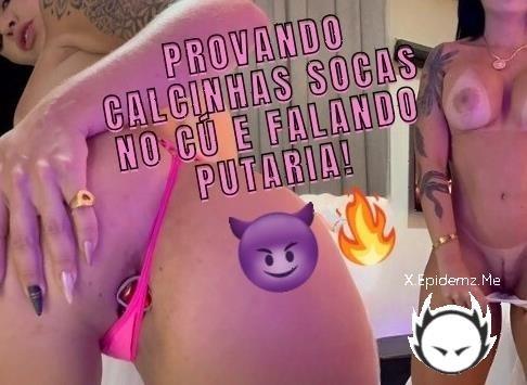 Drii Cordeiro - Provei Minhas Calcinhas Mais Sexy E Me Masturbei No Espelho Socando Uma Rola Grossa Na Bucetinha (2025/PornhubPremium.com/OnlyFans.com/FullHD)
