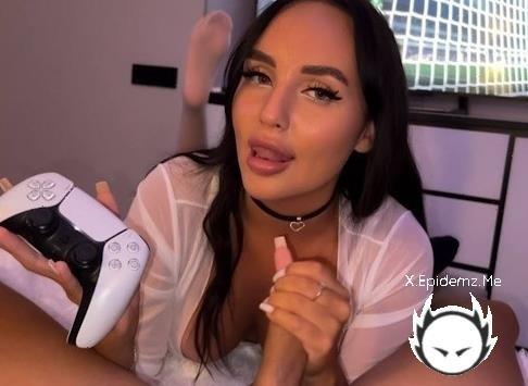 Amgbombaaa - What Will You Choose Me Or The Game? Good Sex And Cheating With A Guys Friend (2025/PornhubPremium.com/OnlyFans.com/FullHD)