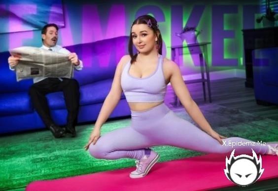 Leana Lovings - My Favorite Athletes Leaky Hole (2025/TeenPies.com/TeamSkeet.com/FullHD)