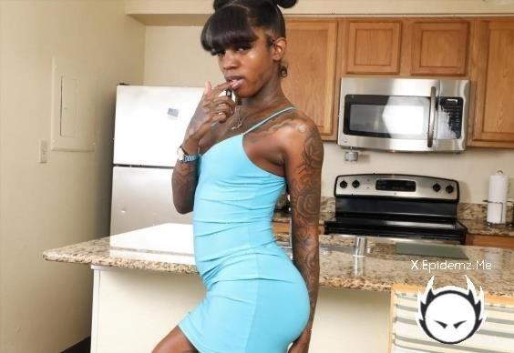Cherri Curves - Cherri The Body Curves (2024/Black-TGirls.com/HD)
