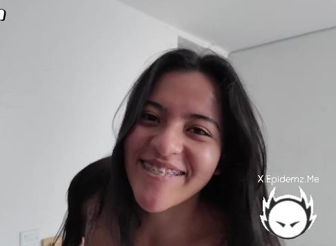 Soloincognita - Parte 2- Latina Inexperta Pruebra Polla Por Primera Vez (2025/PornhubPremium.com/OnlyFans.com/FullHD)