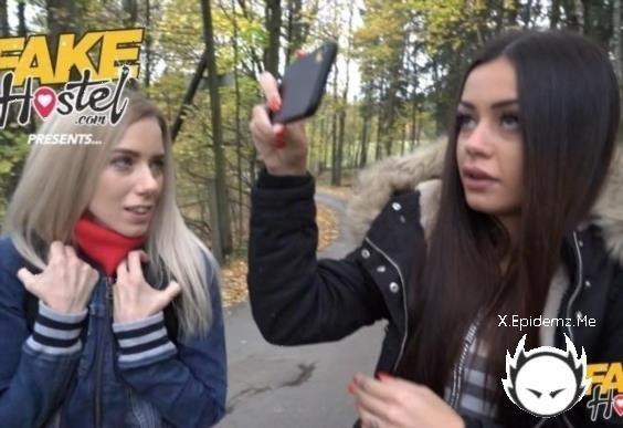 Nesty, Martina Smeraldi - Christmas Kindness (2019/FakeHostel.com/FakeHub.com/SD)