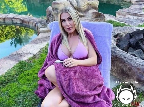 Andi Avalon - Look Whos Cumming Over (2025/TouchMyWife.com/SD)
