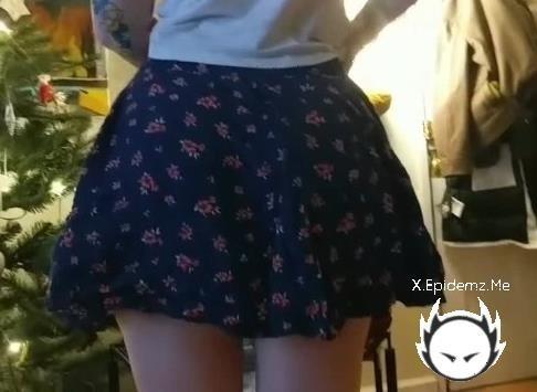 Egg2025 - Trying On Some Of My Clothes For You. (2025/PornhubPremium.com/OnlyFans.com/SD)