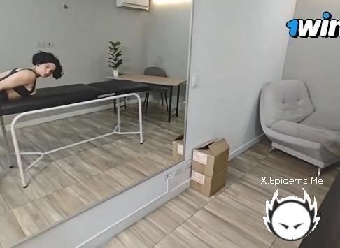 KeilaBassi - Keilabassi77 Va Al Mdico En Colombia Con Un Juguete Atorado (2025/PornhubPremium.com/OnlyFans.com/FullHD)