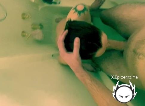 Rompe Norte - Roxan Reeves Wanted Me To Fuck Her Face And Cum In Her Throat While Taking A Shower Hot Step Sis (2025/PornhubPremium.com/OnlyFans.com/FullHD)