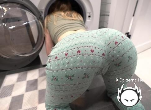 Jenny Lux - Step Bro Fucked Step Sister While She Is Inside Of Washing Machine - Creampie (2025/PornhubPremium.com/OnlyFans.com/FullHD)