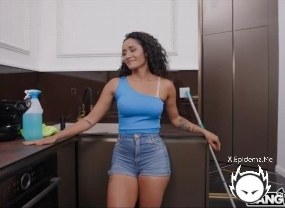 Milla Ferrazzo - Maid Dances On My Dick (2025/MyDirtyMaid.com/SD)