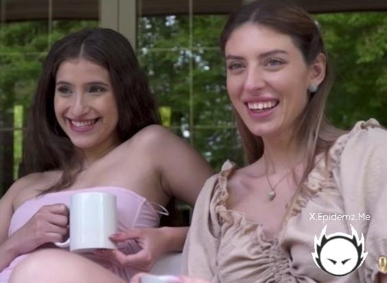 Fanta Sie, Sofia Smith - A Shared Seduction (2025/Oldje-3Some.com/ClassMedia.com/SD)