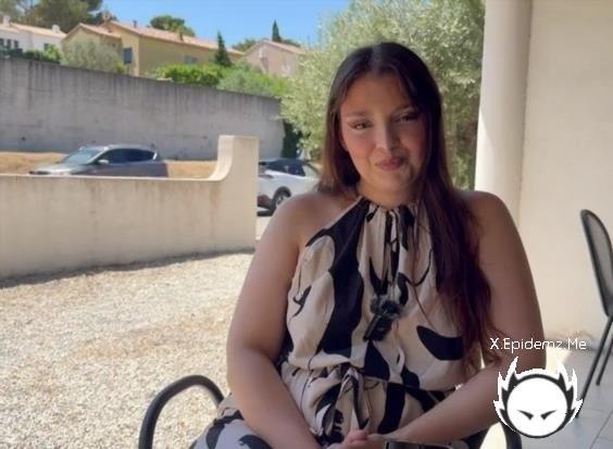 Sabryn - 24 Years Old, Nursing Assistant In Marseille (2025/JacquieEtMichelTV.com/SD)