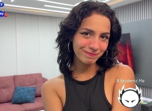 Julianapalvin - El Regreso De Julianapalvin. La Chica Juliana Vuelve Para Que La Siga Follando Duro Hasta Venirmele. (2025/PornhubPremium.com/OnlyFans.com/FullHD)
