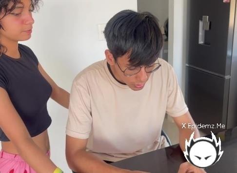 Julianapalvin - Little Stepsister Has To Pay For Her New Cell Phone With Hard Sex With Her Older Stepbrother. (2025/PornhubPremium.com/OnlyFans.com/FullHD)