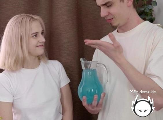 Molly Cute - Slippery Flexi Anal (2025/SlipperyMassage.com/SD)