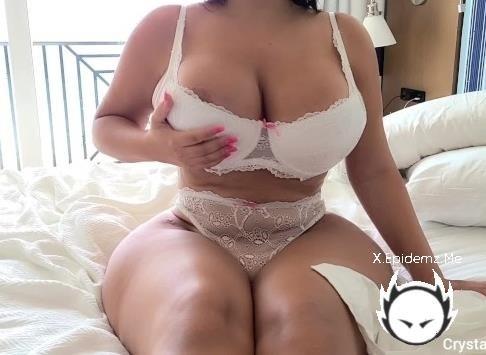 Crystal Lust - Stepdaddy We Should Not Be Doing This But I Love It! Cum Inside Me! (2025/PornhubPremium.com/OnlyFans.com/FullHD)