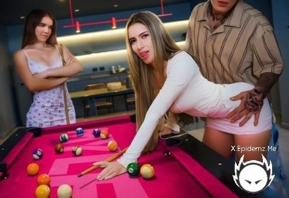 Ambar Prada - Ay Dios! My Mom Stole My Boyfriend (2025/OyeMami.com/TeamSkeet.com/SD)