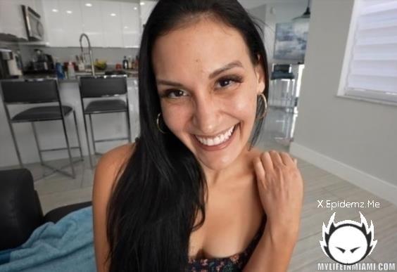 Amateurs - Comforting My Best Friends Wife (2025/MyLifeInMiami.com/FullHD)