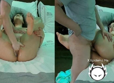 Miss Squirting - Latina Milf Makes Chubby Hotel Handyman Oil Her And Squirt (2025/PornhubPremium.com/OnlyFans.com/FullHD)
