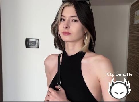 Cutie Kim - Coworker Started Ovulating While On A Business Trip, My Girlfriend Cant Know That (2025/PornhubPremium.com/OnlyFans.com/FullHD)