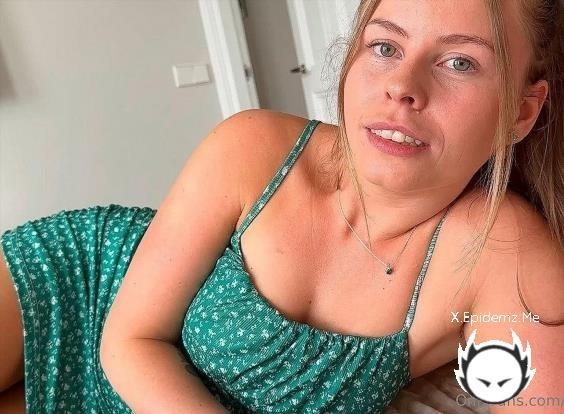 Amateurs - Sneaky Sex With Your Sisters Best Friend (2025/HouseholdFantasy.com/OnlyFans.com/FullHD)
