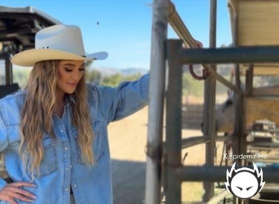 Blake Blossom - Country Girls Neighbor (2025/LoveHerBoobs.com/SD)