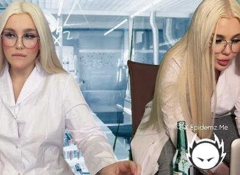 Blondessa - A Young Scientist With A Big Ass Will Do Anything For Science. (2025/PornhubPremium.com/OnlyFans.com/FullHD)