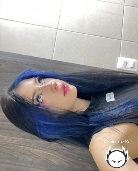 Kuromiskinny - Ultra Extra Thin 18Yo Petite, The Most Innocent On The Channel Comes To Suck And Fuck At The Casting - Blowjob (2025/Blowketing.com/Xhamster.com/HD)