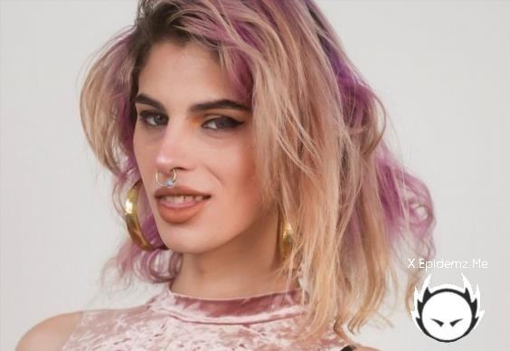 Dahlia Crimson -  (2021/GroobyGirls.com/HD)