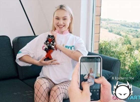 Sara Bork - Xhamster Awards The Deleted Scene (2025/OnlyTarts.com/SD)