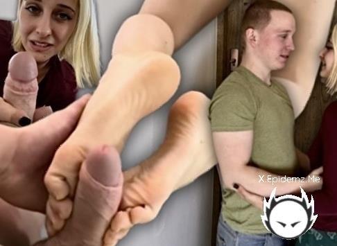 PaolaBlaze - I Cheated On My Best Friend By Fucking Her Husband - Polish Dialogs (2025/PornhubPremium.com/OnlyFans.com/FullHD)