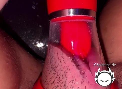 Bunnyortega - Intense Orgasms With Extreme Suction Honeyplaybox (2025/PornhubPremium.com/OnlyFans.com/FullHD)