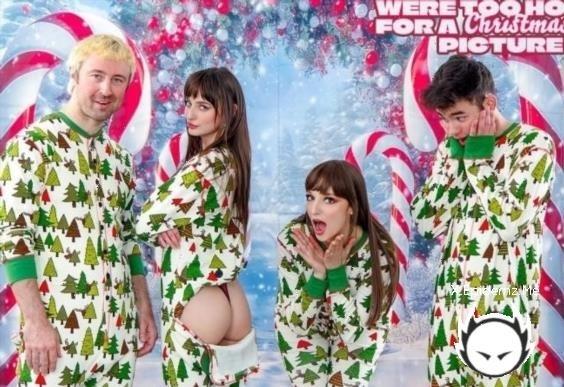 Lana Smalls, Lexi Luna - Were Too Horny For A Christmas Card Picture - S11E2 (2025/FamilySwap.com/FullHD)