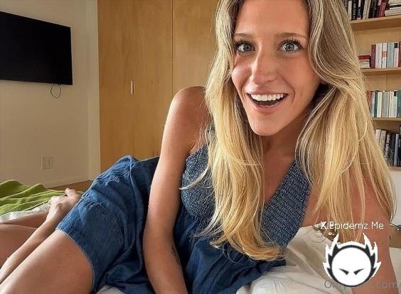 Amateurs - Sisters Best Friend Wants Sex (2025/HouseholdFantasy.com/OnlyFans.com/FullHD)