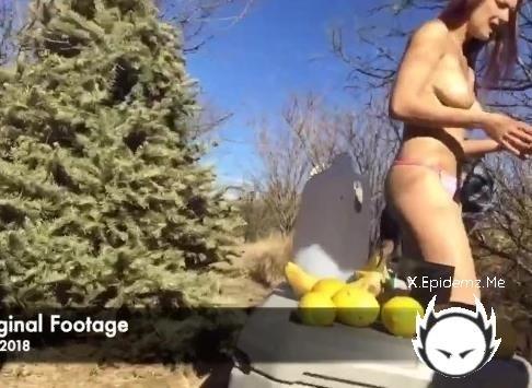 SparksGoWild - Early Stages Of Our Life As Content Creators While Living Homefree (2025/PornhubPremium.com/OnlyFans.com/HD)