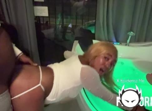 Fijii Pornbox - Merry Christmas And Happy New Year To All The Fans 2025 Anal Queen (2025/PornhubPremium.com/OnlyFans.com/FullHD)