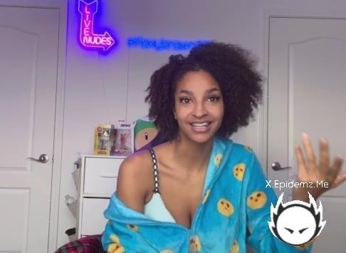 Foxybrown2025 - Story Time - Giving The Handyman A Tip (2026/PornhubPremium.com/OnlyFans.com/FullHD)