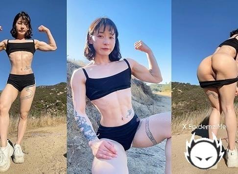 Peachy Cat - Petite Cute And Fit Asian Girl On A Hike In Nature Flexes Her Muscles And Flashes Her Tits And Pussy (2026/PornhubPremium.com/OnlyFans.com/SD)