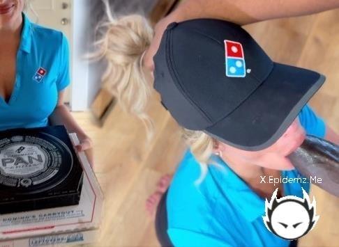 Kenziee Jayy - Pizza Delivery Girl Gets A Big Black Sausage And Her Face Covered In Cum (2026/PornhubPremium.com/OnlyFans.com/FullHD)