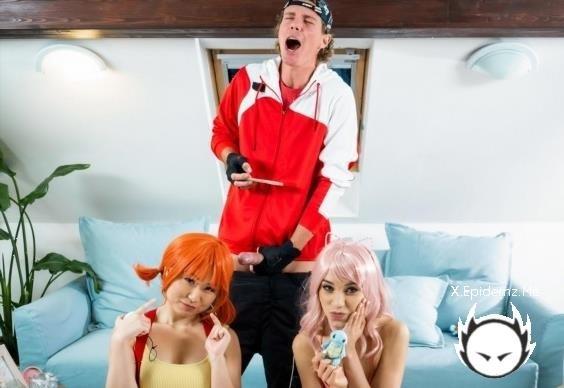 Yiming Curiosity, Elena Vedem - Naughty Cosplay Teens Have A Threesome (2021-01-25/PrettyDirtyTeens.com/Deviante.com/FullHD)