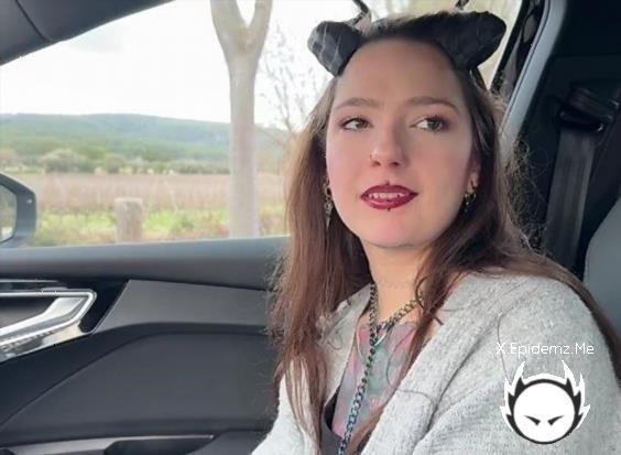 Mamie Donuts - Granny Donuts, 28 Years Old, Comes To Continue Her Hardcore Experiences... With A Smile! (2026/JacquieEtMichelTV.com/SD)