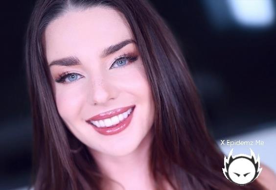 Maddie Wren - Sweet Nurse Maddie Wren Meets The Amateur Allure Couch (2026/AmateurAllure.com/FullHD)