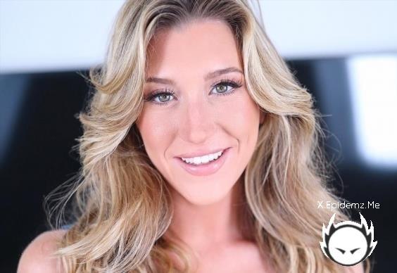 Addison Vodka - Amateur Allure Introduces Addison Vodka, Sexy Schoolteacher Loves Getting Naughty And Swallowing (2026/AmateurAllure.com/FullHD)