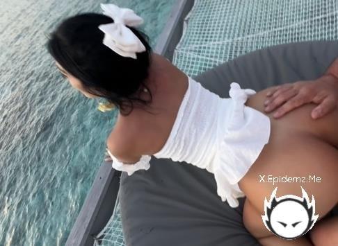 AngelaDoll - Vlog - This Innocent Girl Gets Fucked And Swallows Cum On Vacation In The Maldives (2026/PornhubPremium.com/OnlyFans.com/FullHD)