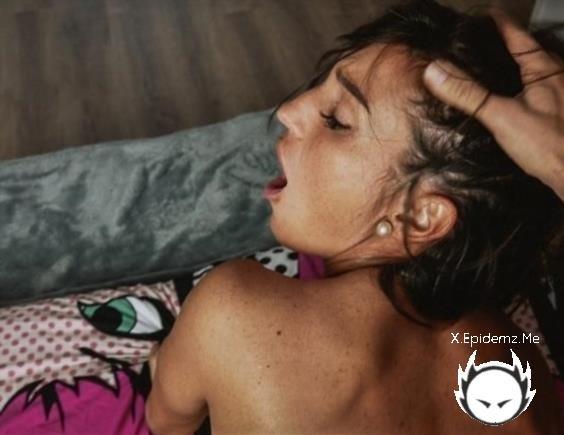 Bella Tina - Bruenette In Sexy Lingerie Wants Her Ass Fucked Really Hard (2020/TrueAmateurs.com/HD)