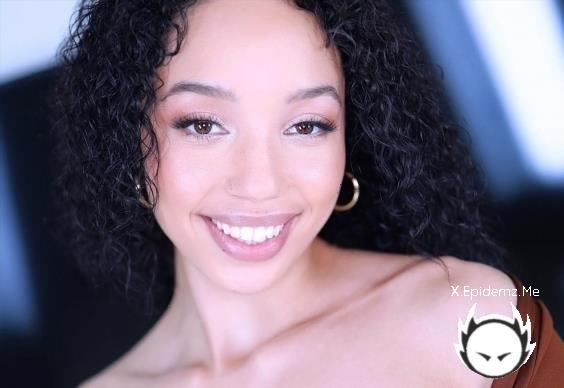 Alexis Tae - Alexis Tae Returns To Amateur Allure For More Cock Sucking, Pussy Pounding And Cum Swallowing (2026/AmateurAllure.com/FullHD)