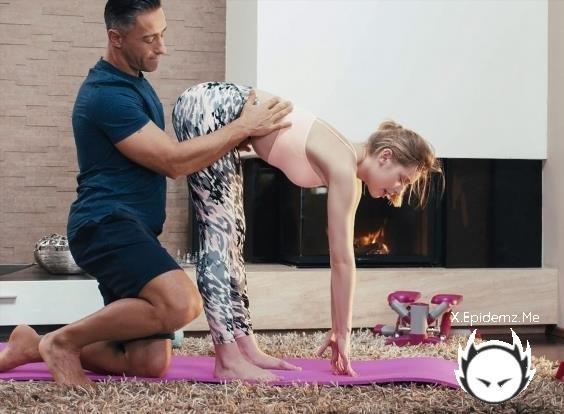 Freya Mayer - Yoga Queen (2026/BrazzersExxtra.com/Brazzers.com/SD)